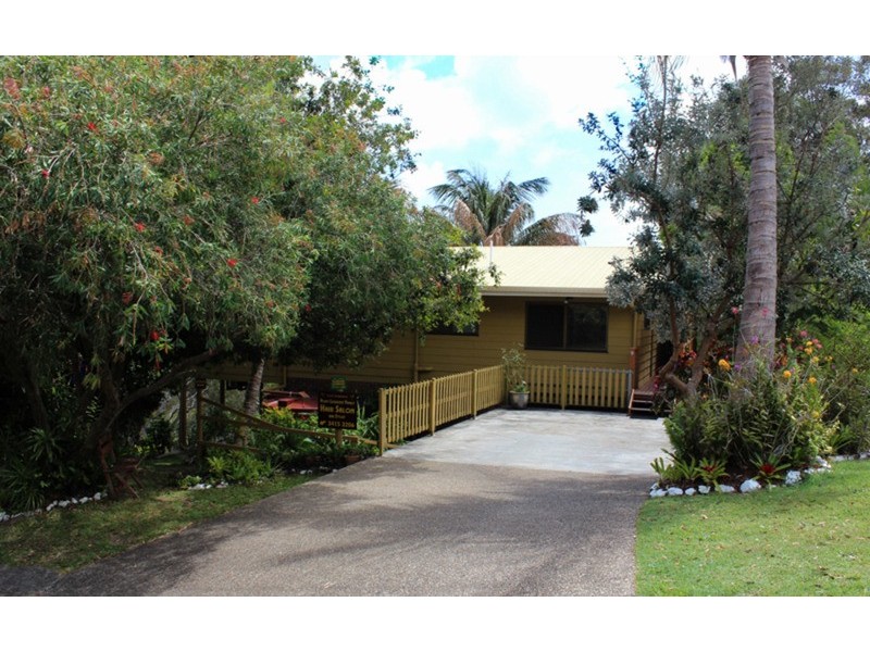 9 Merinda Crescent, Point Lookout QLD 4183