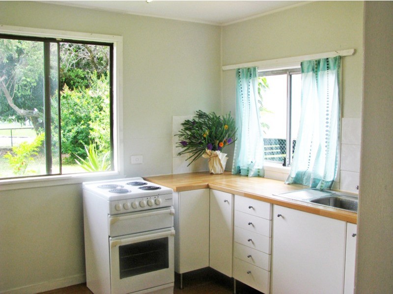 11 Fraser Street, Dunwich QLD 4183