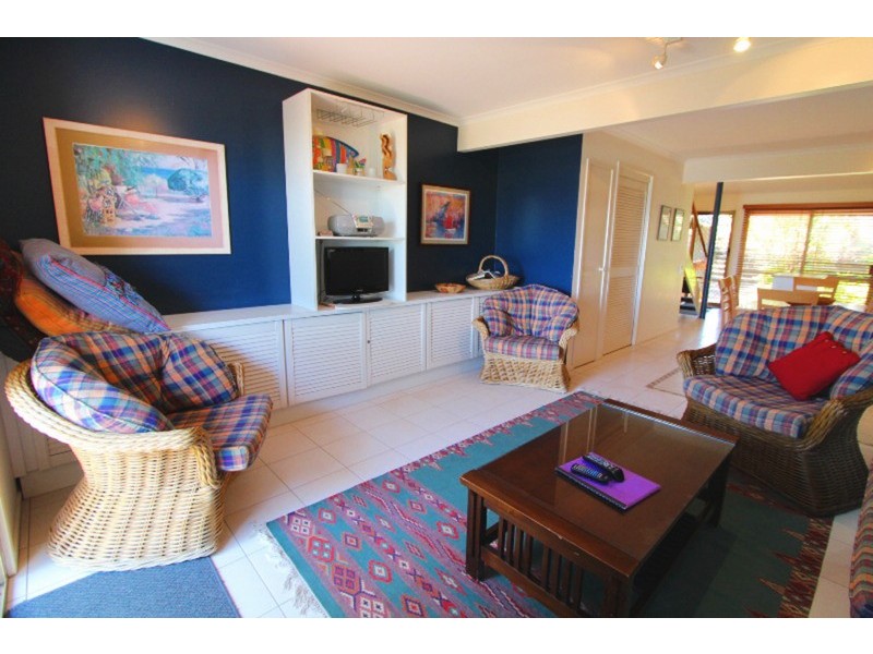 21-25 Cumming Parade, Point Lookout QLD 4183