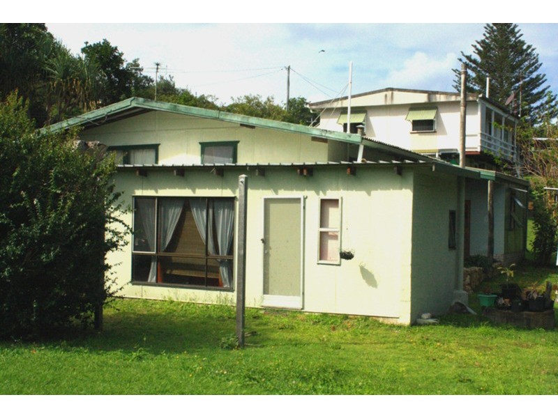 75 Mooloomba Road, Point Lookout QLD 4183