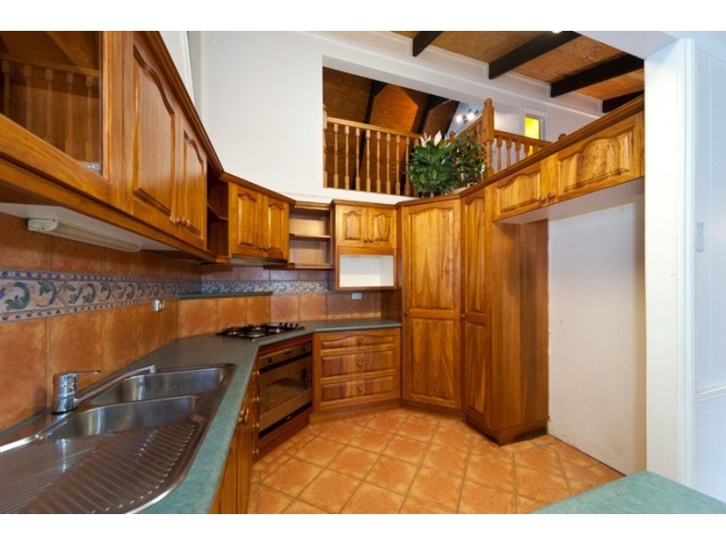 102 Dickson Way, Point Lookout QLD 4183