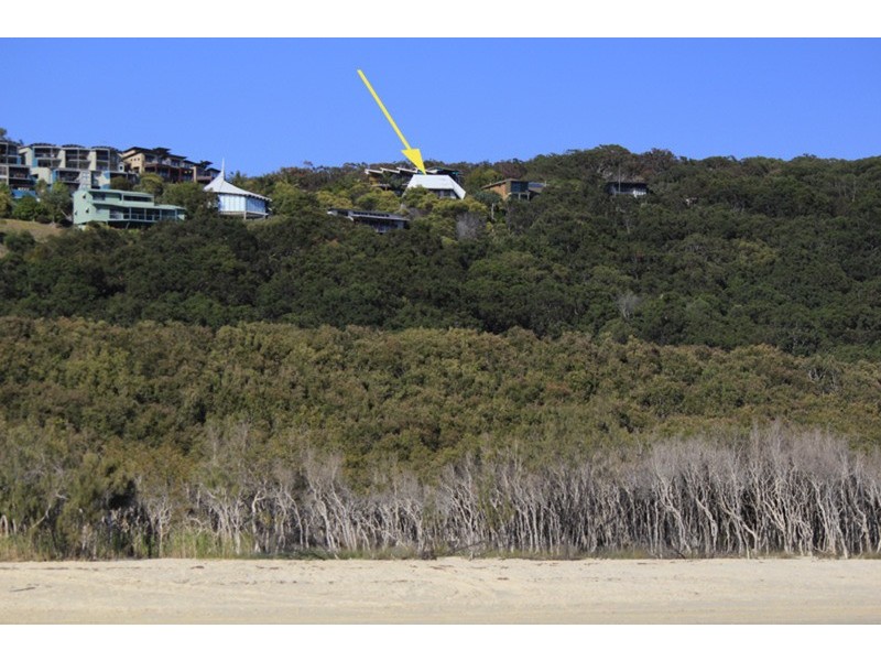 3 Cumming  Parade, Point Lookout QLD 4183