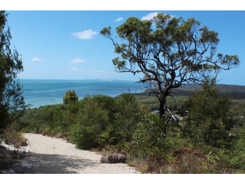 194 Dickson Way, Dunwich QLD 4183