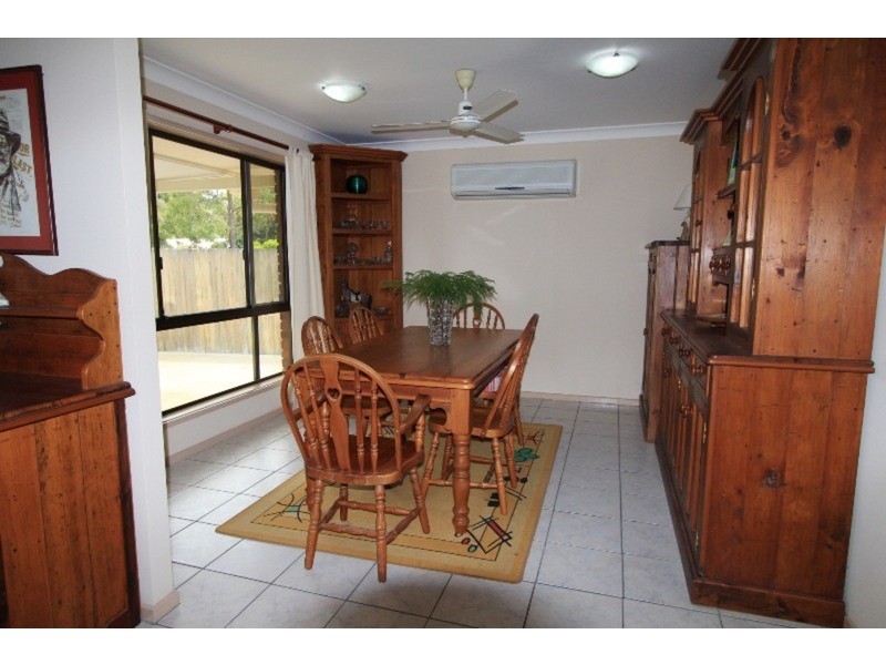 62 Kindara Street, Amity Point QLD 4183