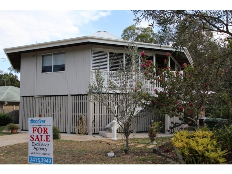 24 Kindara Street, Amity Point QLD 4183