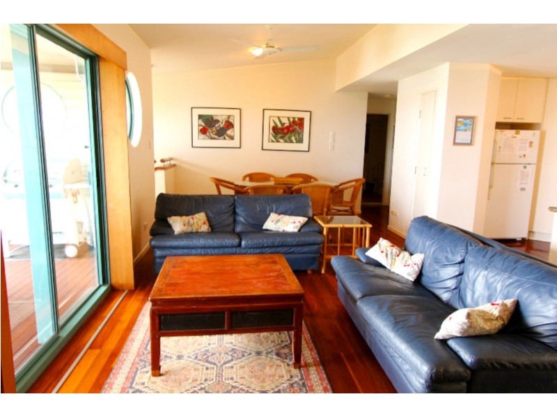 8/6 Cumming Parade, Point Lookout QLD 4183