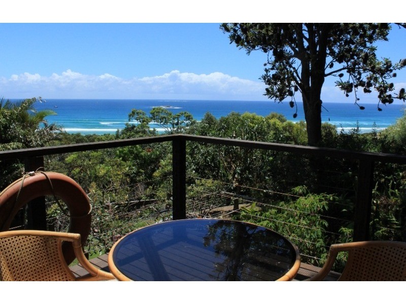 14 Merinda Crescent, Point Lookout QLD 4183