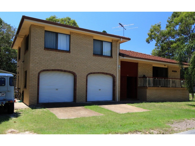 29 Ballow Street, Amity Point QLD 4183