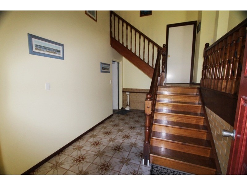 29 Ballow Street, Amity Point QLD 4183