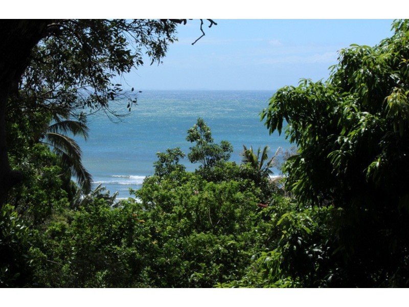 5 Gindarra Street, Point Lookout QLD 4183