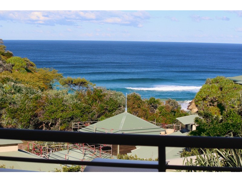 18/1-5 Samarinda Drive, Point Lookout QLD 4183