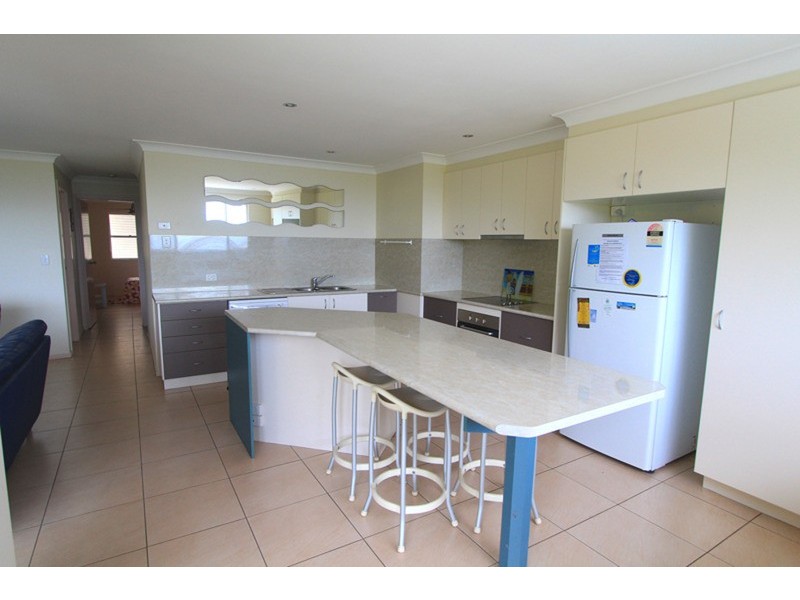 18/1-5 Samarinda Drive, Point Lookout QLD 4183