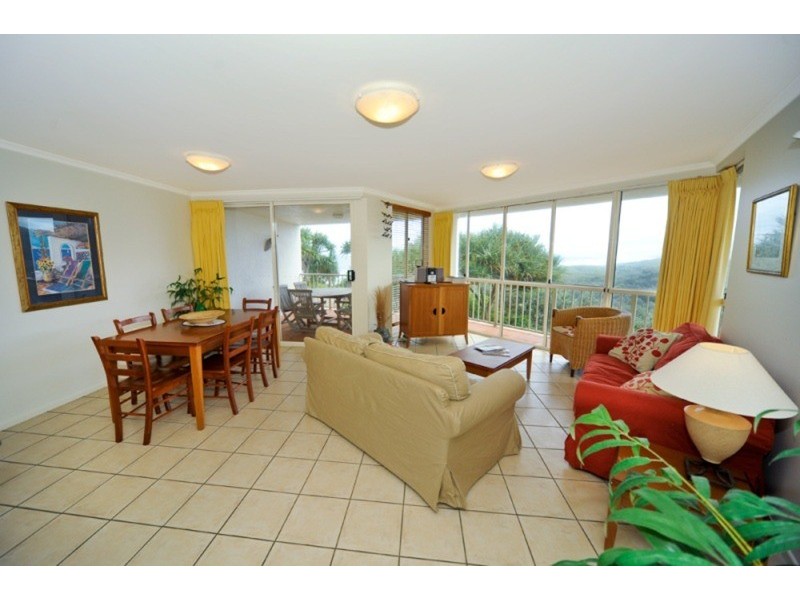 7/11-13 Samarinda Drive, Point Lookout QLD 4183