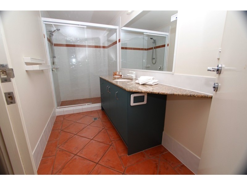 7/11-13 Samarinda Drive, Point Lookout QLD 4183