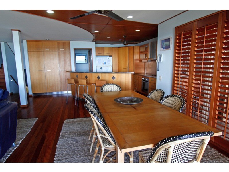 9/122 Mooloomba Road, Point Lookout QLD 4183