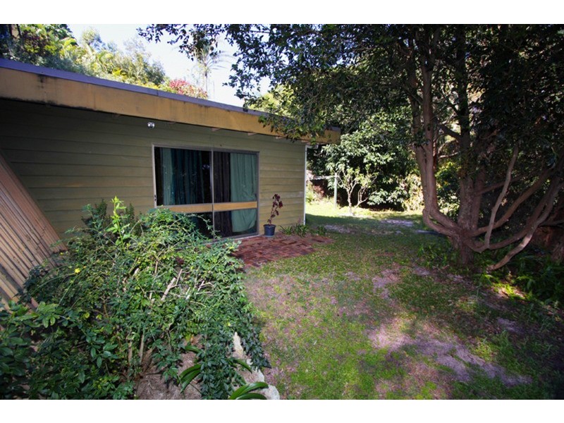 4 Billa Street, Point Lookout QLD 4183