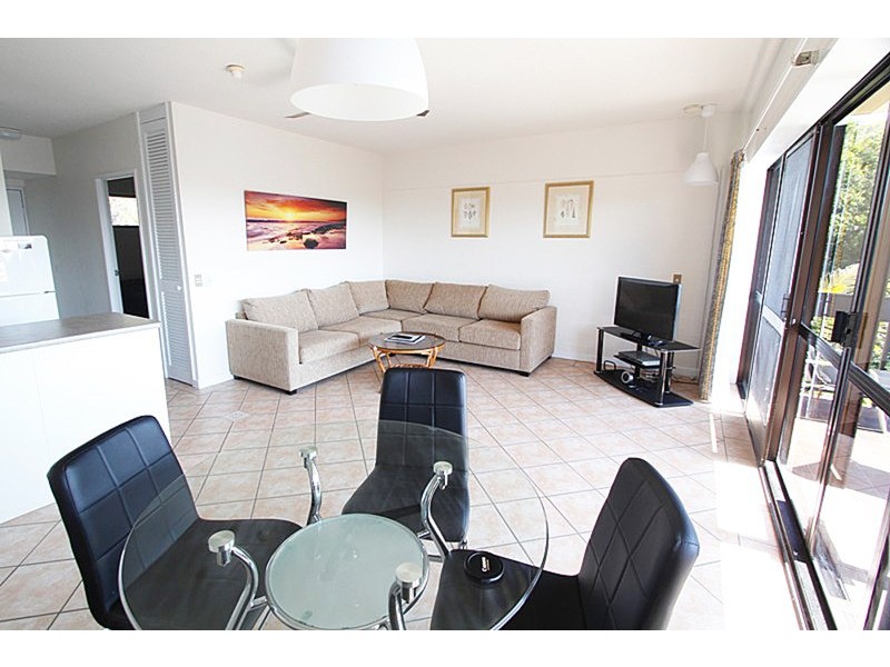 112 Dickson Way, Point Lookout QLD 4183