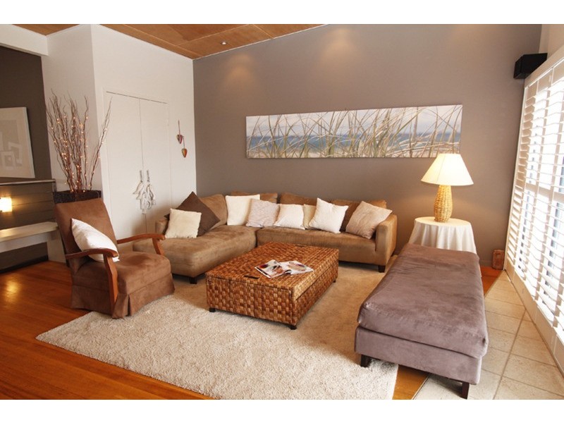 4/15-17 Mooloomba  Road, Point Lookout QLD 4183