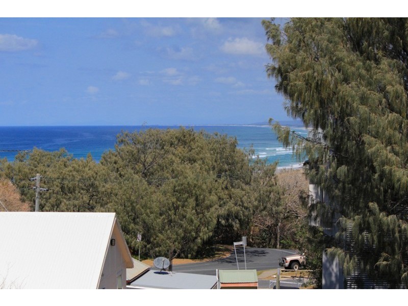 4/15-17 Mooloomba  Road, Point Lookout QLD 4183