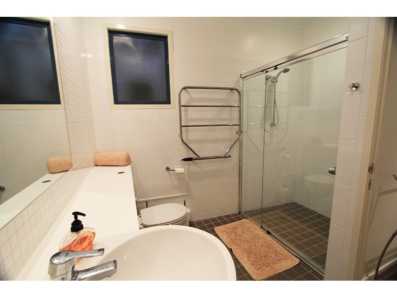 4/15-17 Mooloomba  Road, Point Lookout QLD 4183