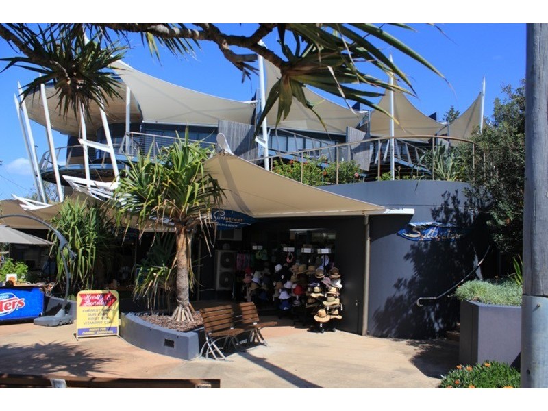 4/15-17 Mooloomba  Road, Point Lookout QLD 4183