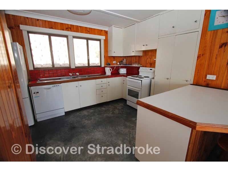 3 Karboora Drive, Point Lookout QLD 4183