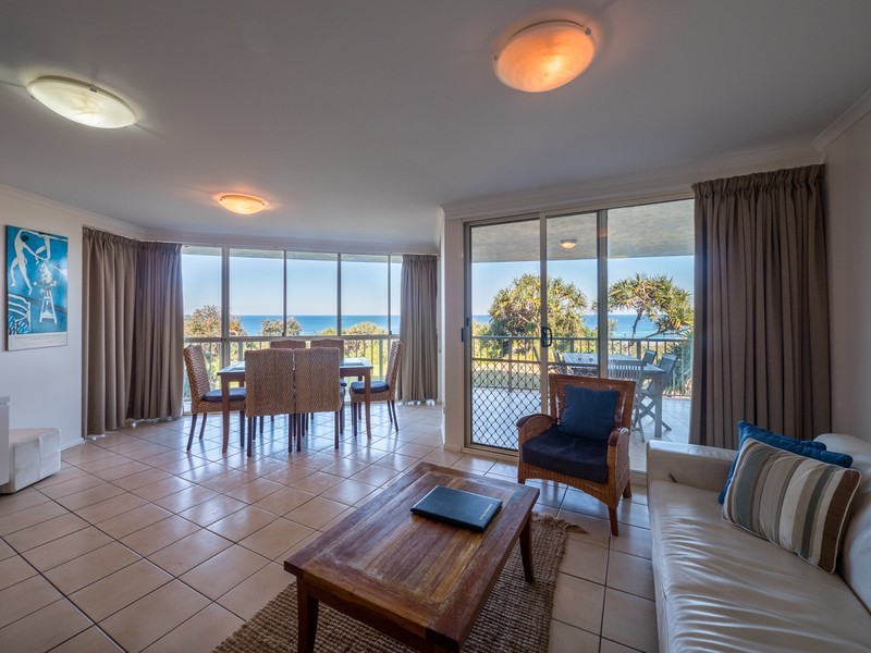 8/11-13 Samarinda Drive, Point Lookout QLD 4183