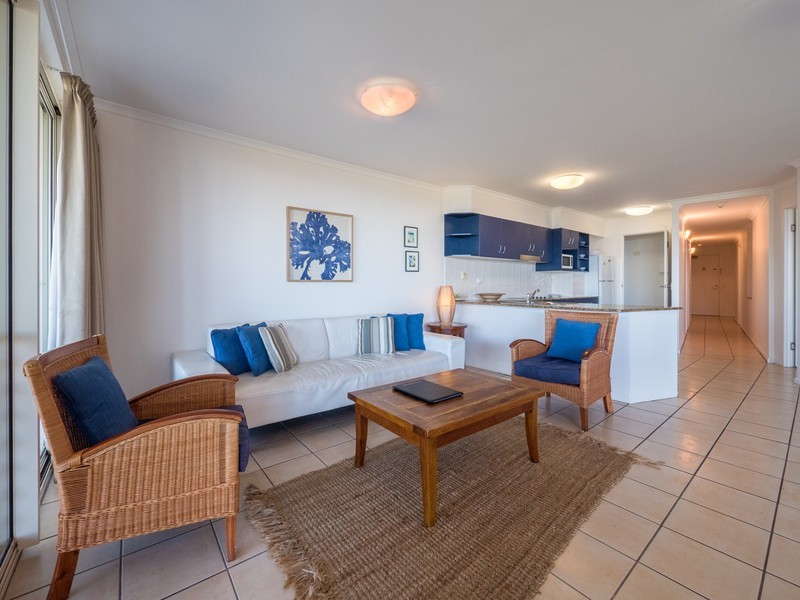 8/11-13 Samarinda Drive, Point Lookout QLD 4183