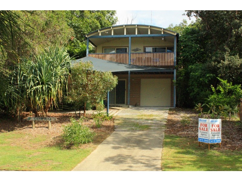 30 Bigoon Road, Point Lookout QLD 4183