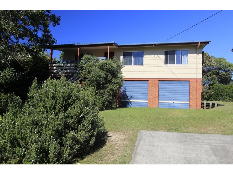 38 Yarrong Road, Point Lookout QLD 4183