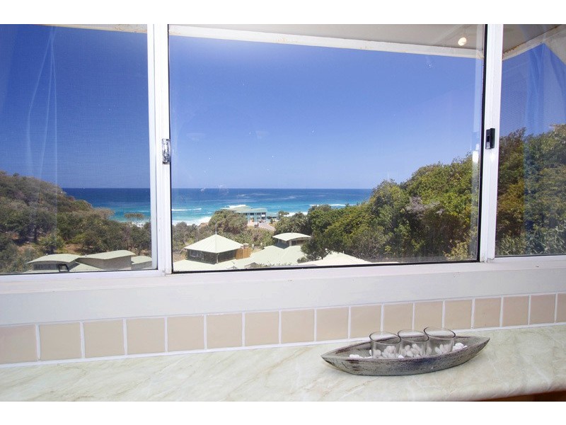 17/5 Samarinda Drive, Point Lookout QLD 4183