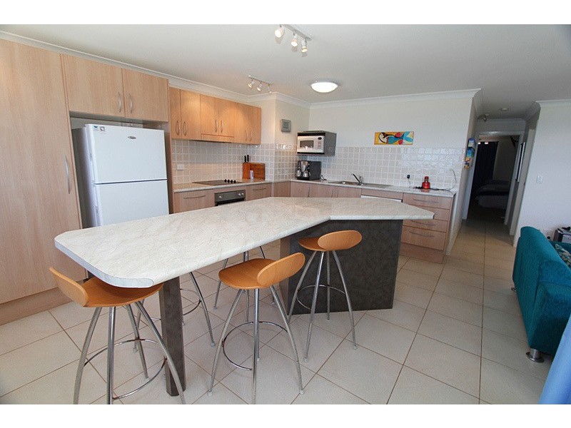 17/5 Samarinda Drive, Point Lookout QLD 4183