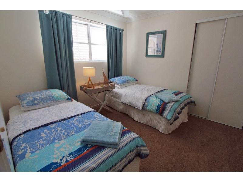 17/5 Samarinda Drive, Point Lookout QLD 4183