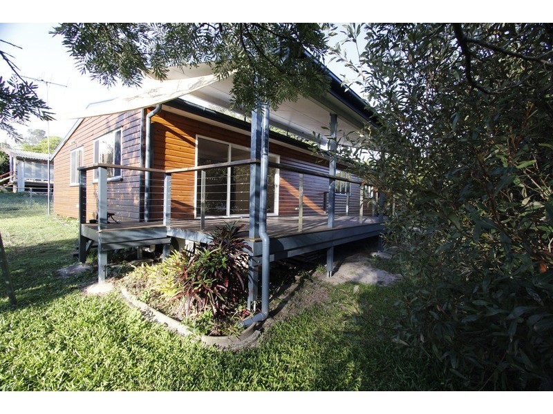 24 Barton  Street, Dunwich QLD 4183