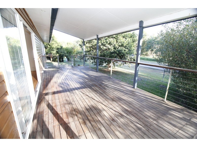 24 Barton  Street, Dunwich QLD 4183