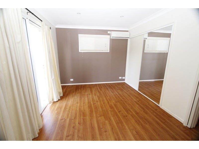 24 Barton  Street, Dunwich QLD 4183