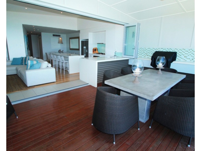 19/158-172 Dickson Way, Point Lookout QLD 4183