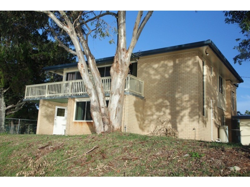 2/1 Kindara Street, Amity Point QLD 4183