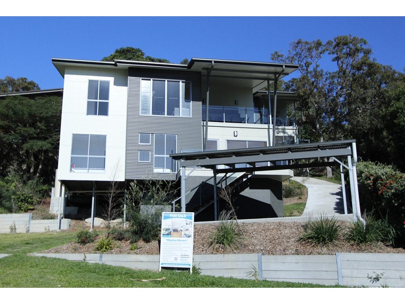 1/25 George Nothling Drive, Point Lookout QLD 4183