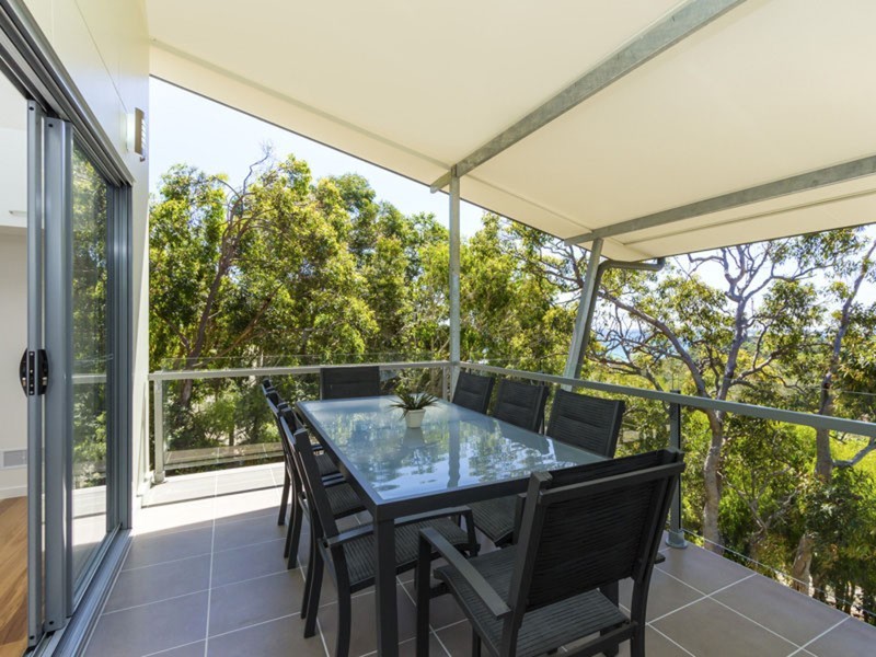 2/25 George Nothling Drive, Point Lookout QLD 4183
