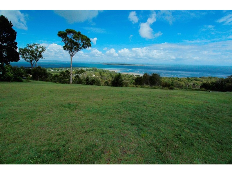 2/10 Illawong Crescent, Dunwich QLD 4183