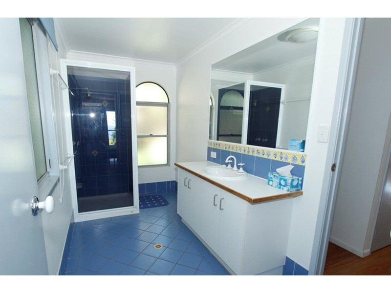 81 Tramican Street, Point Lookout QLD 4183