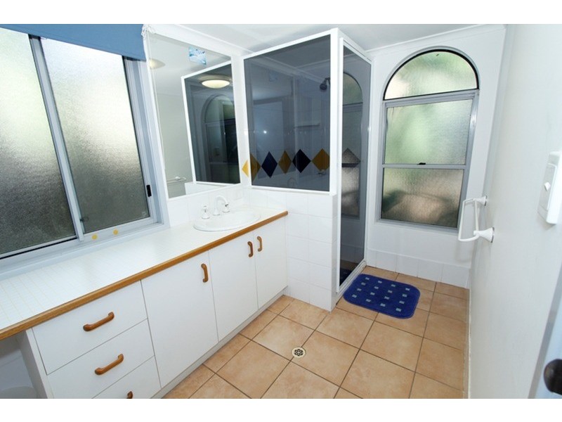 81 Tramican Street, Point Lookout QLD 4183