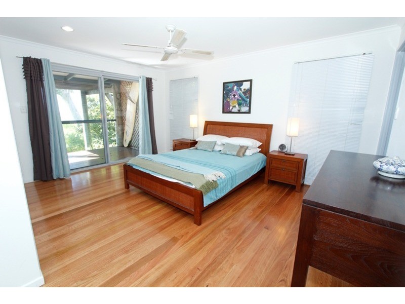 81 Tramican Street, Point Lookout QLD 4183