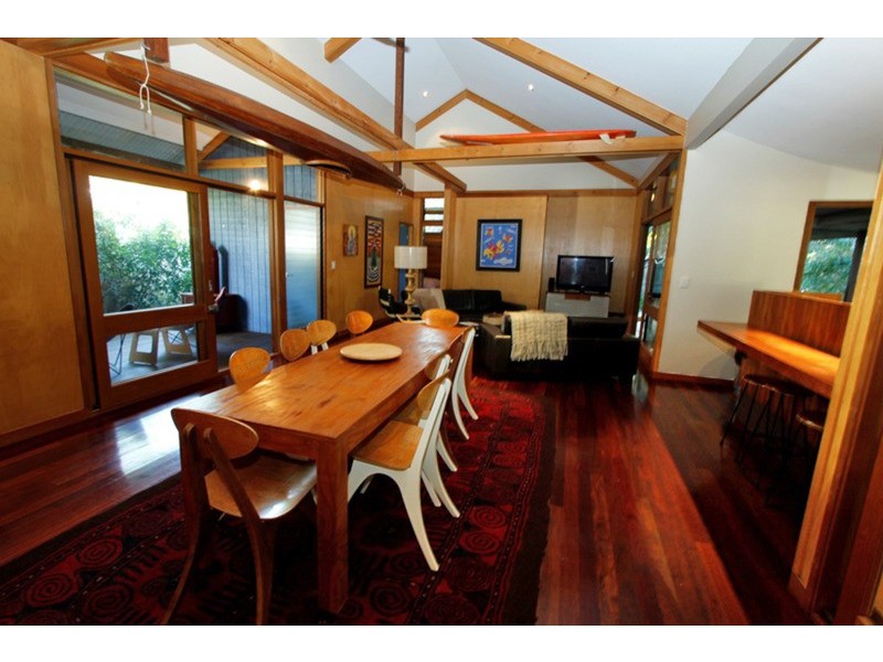 4 Mulung Street, Point Lookout QLD 4183