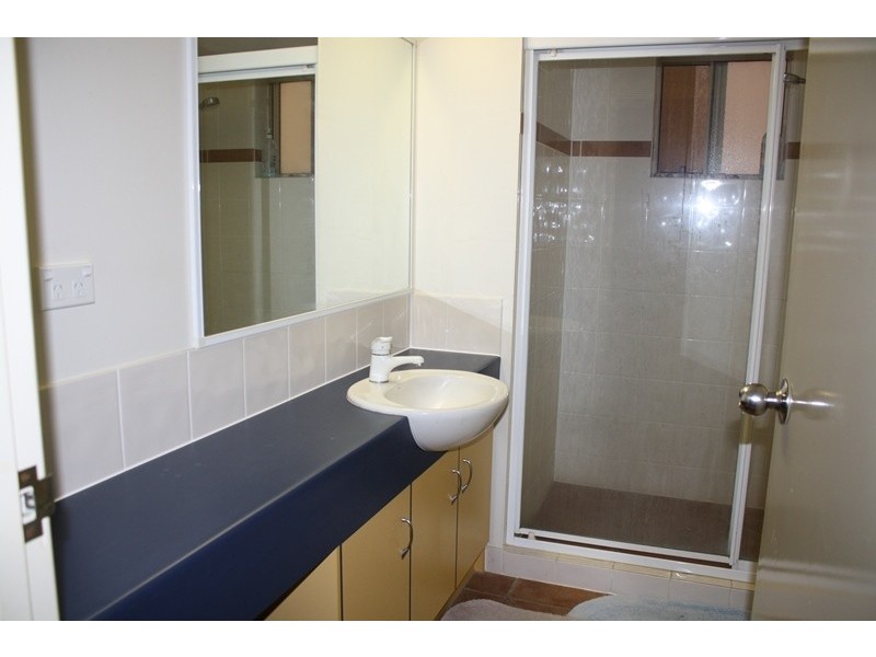 25/11-13 Samarinda Drive, Point Lookout QLD 4183