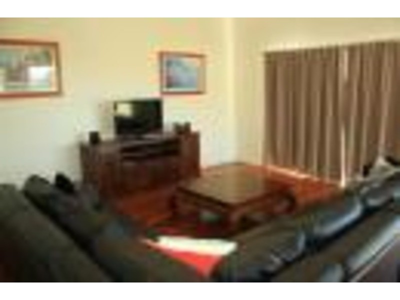 AMALFI, 2/16 Cumming  Parade, Point Lookout QLD 4183