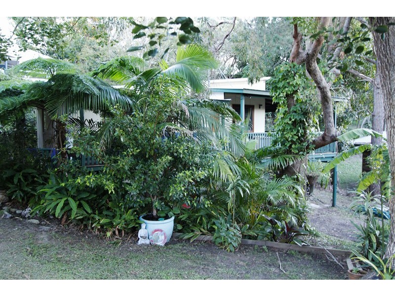 30 Booran Street, Point Lookout QLD 4183