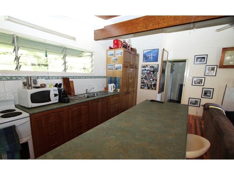 30 Booran Street, Point Lookout QLD 4183