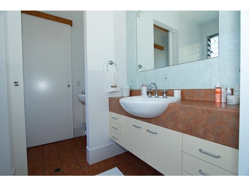 99 Mooloomba Road, Point Lookout QLD 4183